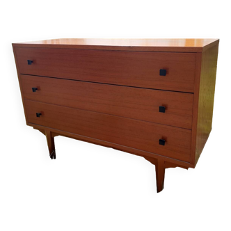 Vintage chest of drawers