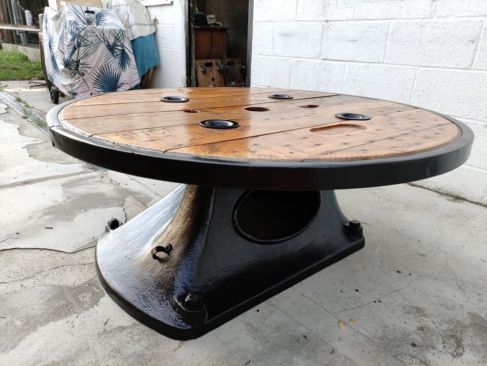 Unique Industrial Coffee Table Ringed Touret SNCF 120 cm.