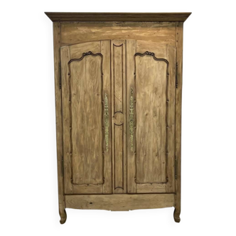 Armoire de campagne en châtaignier brut 19ème