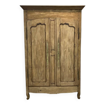 19th century raw chestnut country wardrobe