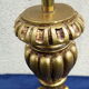Pied de lampe en résine doré