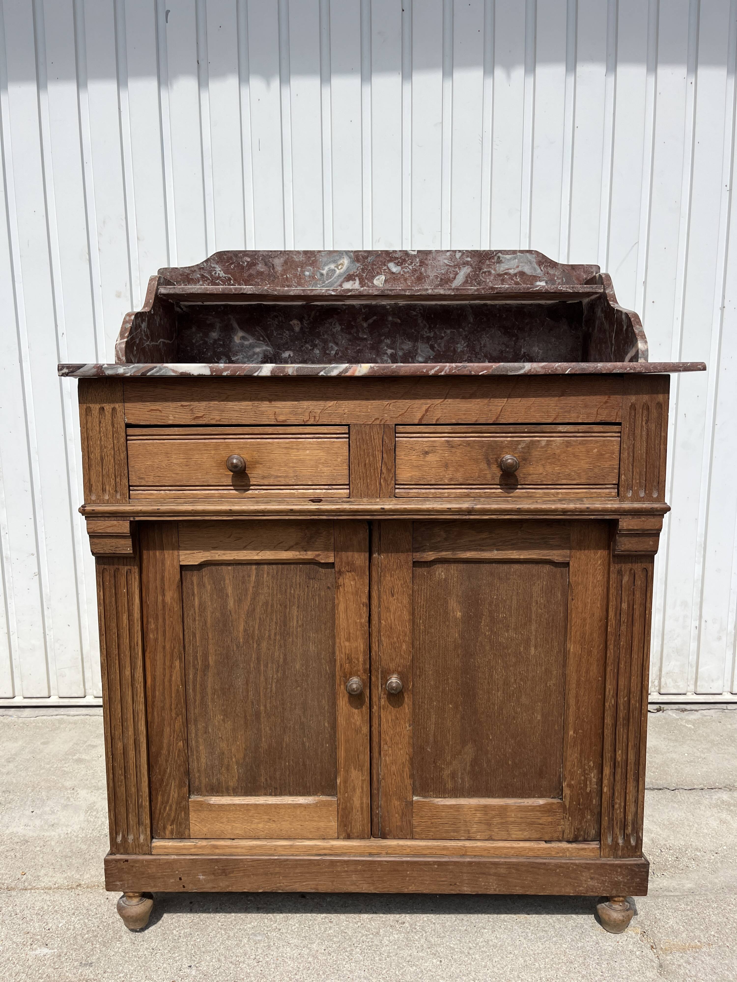 Buffet coiffeuse