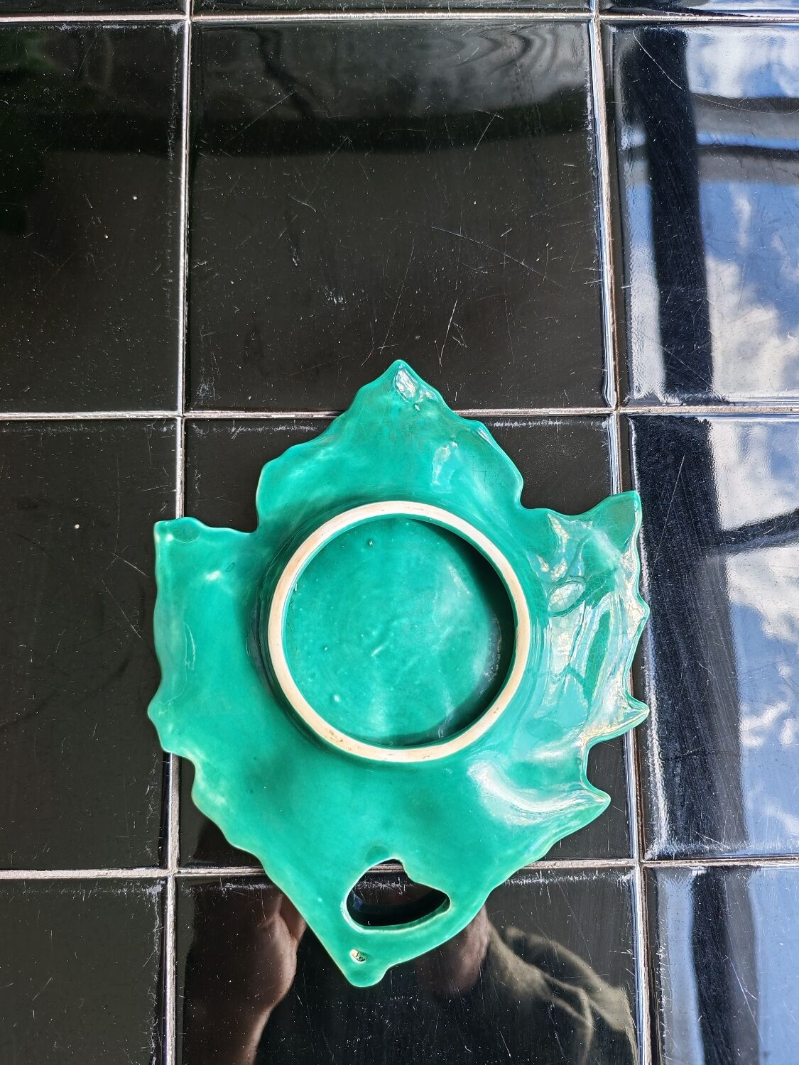 Vintage slipware vine leaf