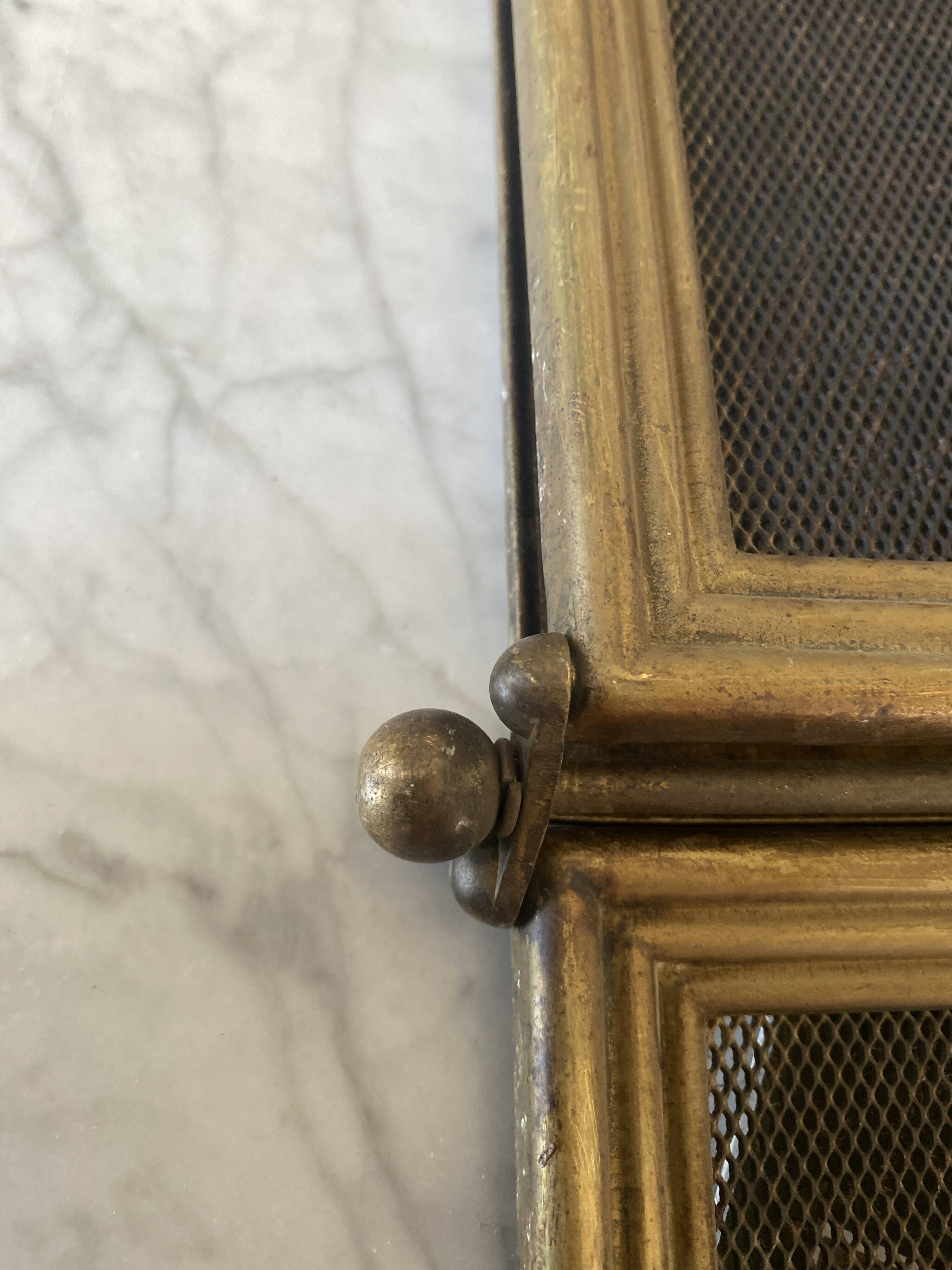 Small fireplace screen