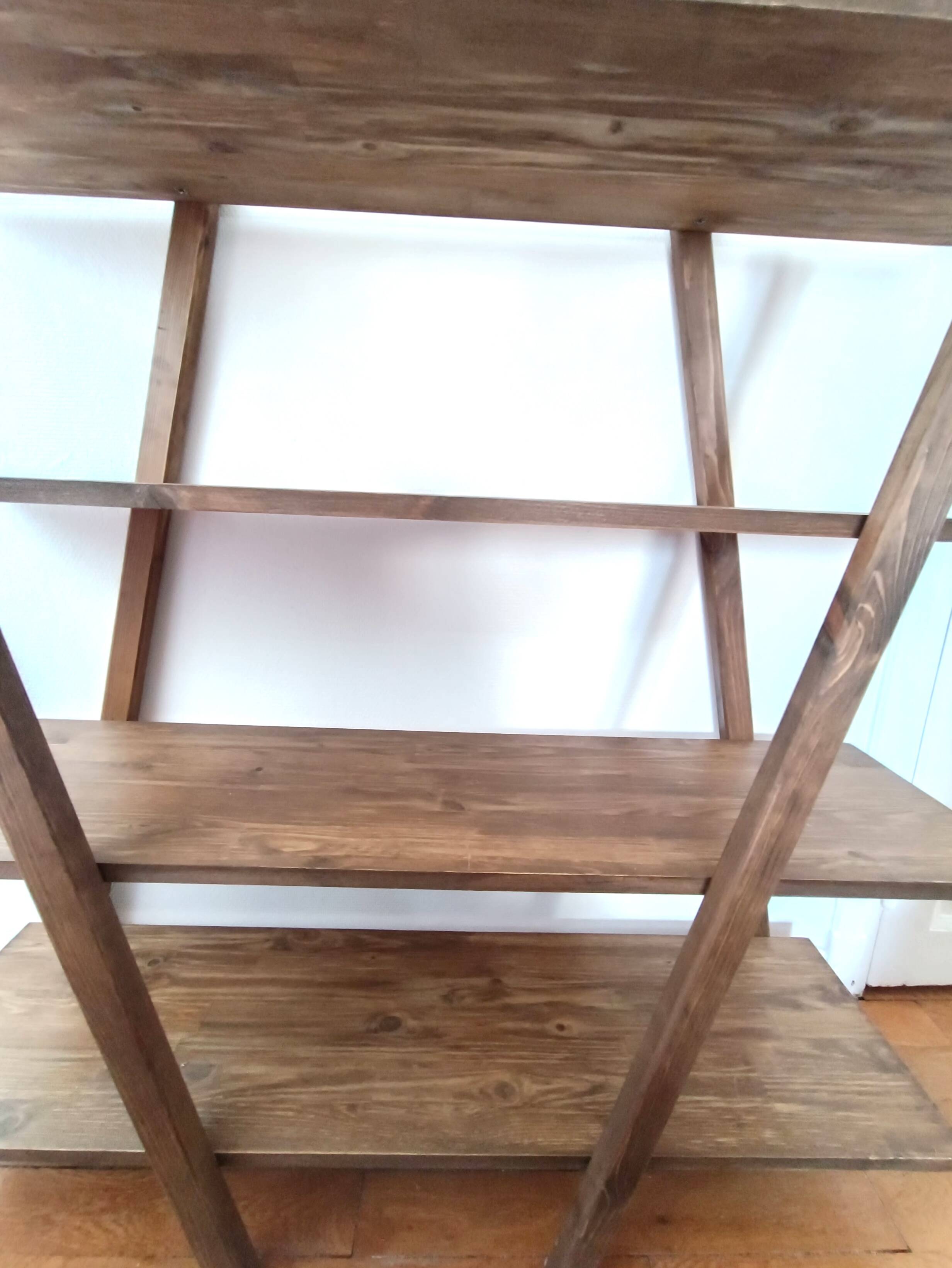 New Scandinavian style wooden bookshelf