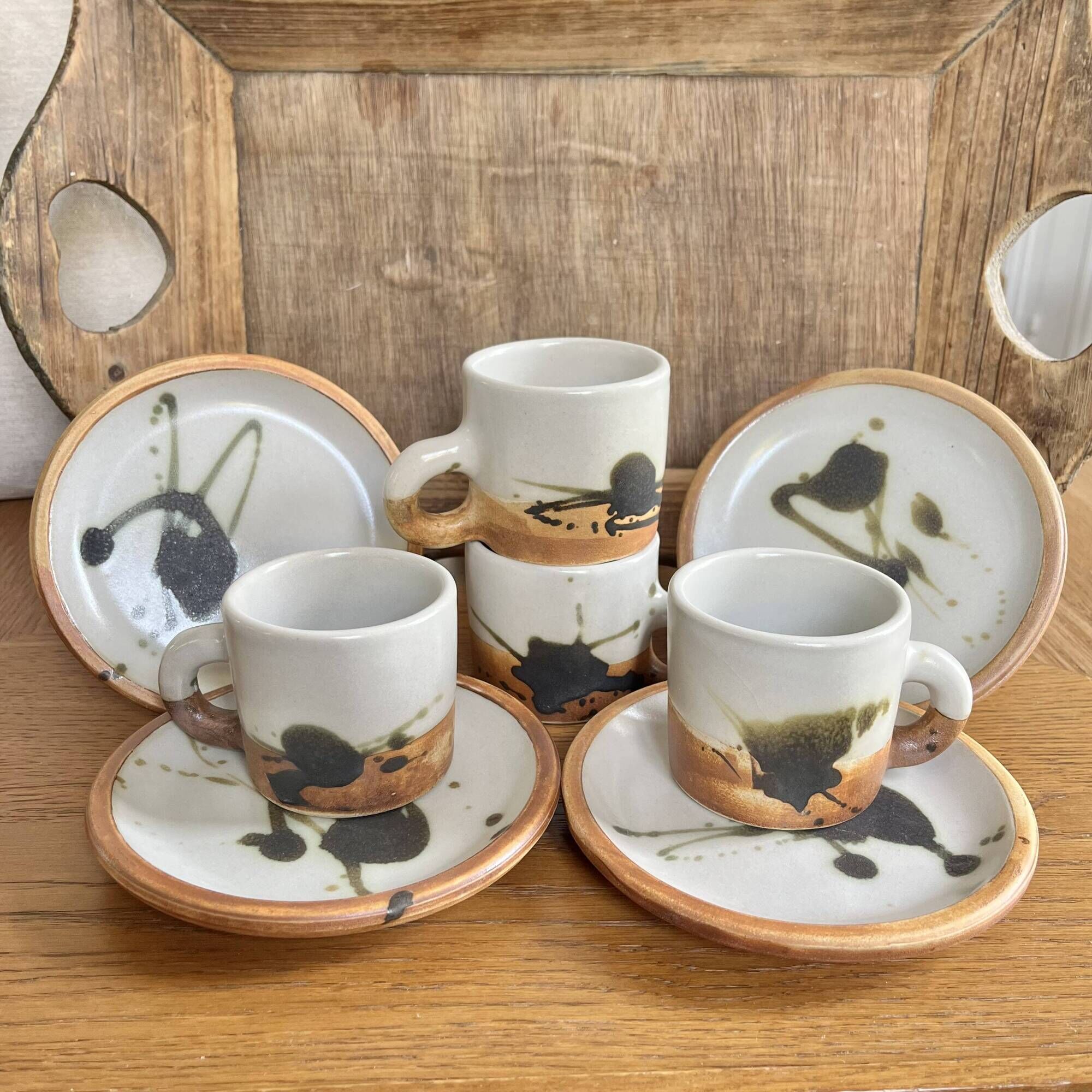 Coffee cups and plates Poterie de La Colombe tachist stoneware 50/60