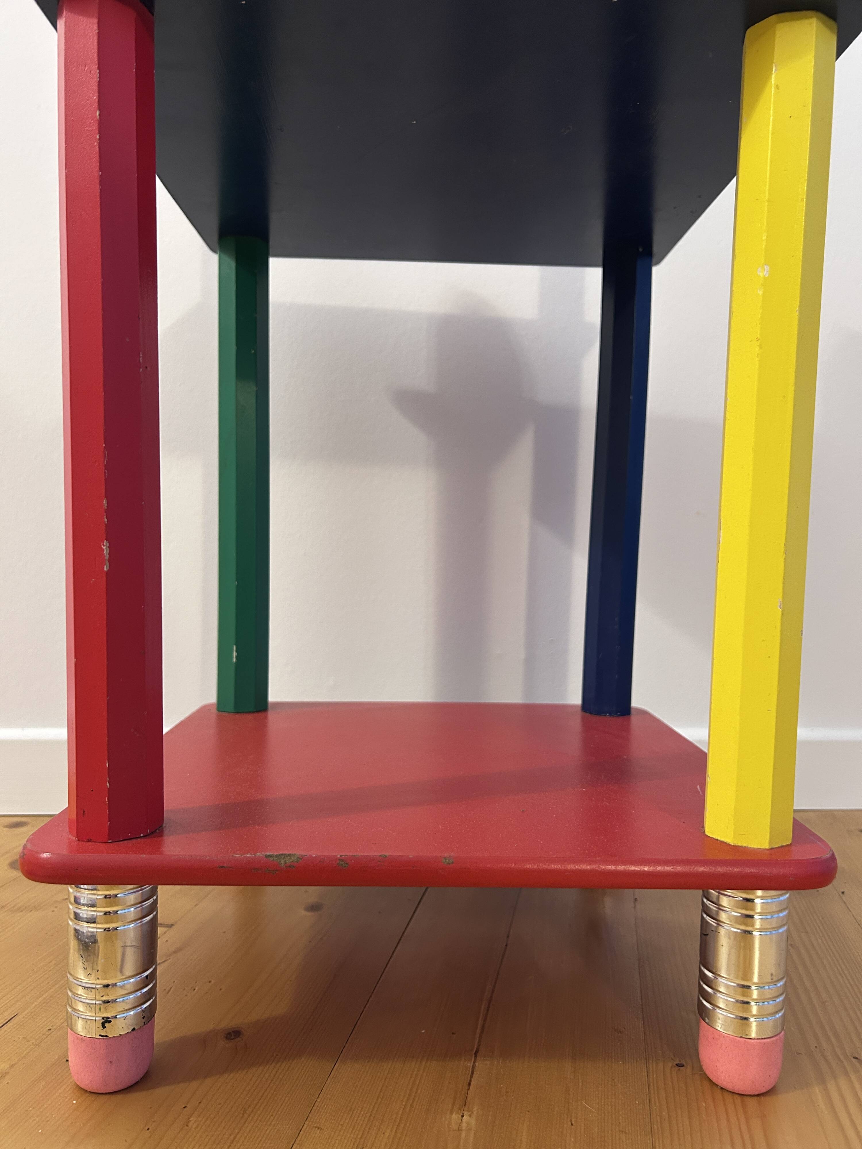 Table de chevet crayons Pierre Sala - 1983