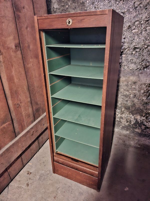 Roller filing cabinet