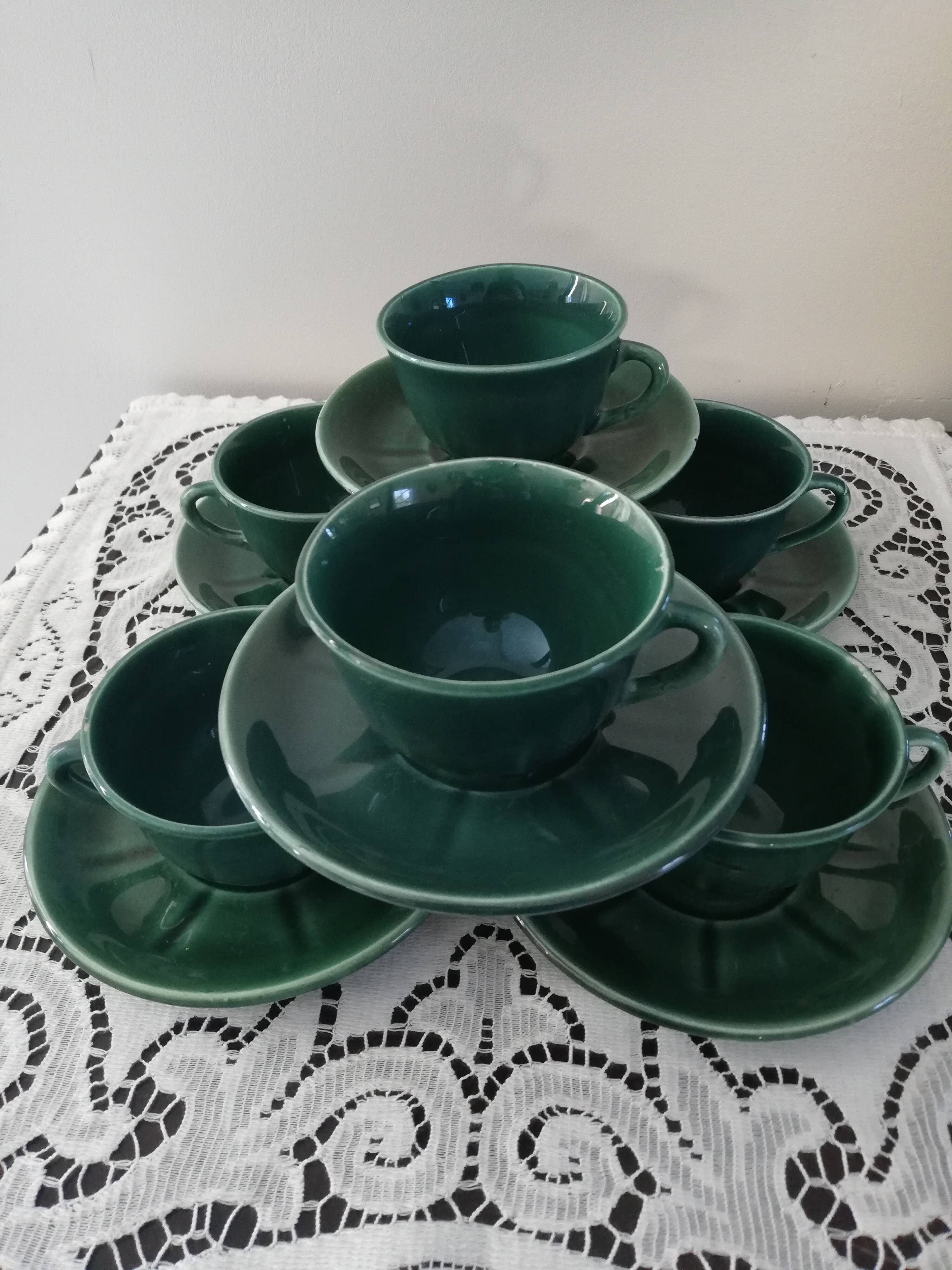 Service of 6 cups and saucers 50s