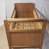 Lit enfant bois et fils scoubidou jaune, années 50