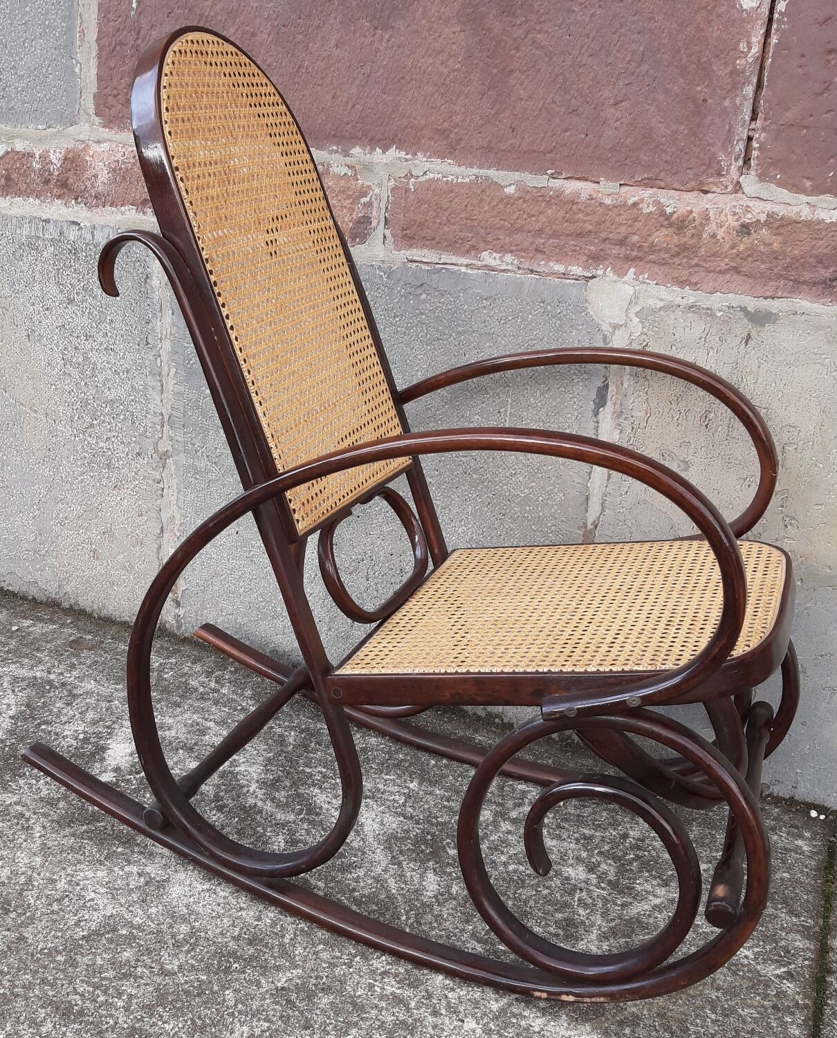 Rocking chair
