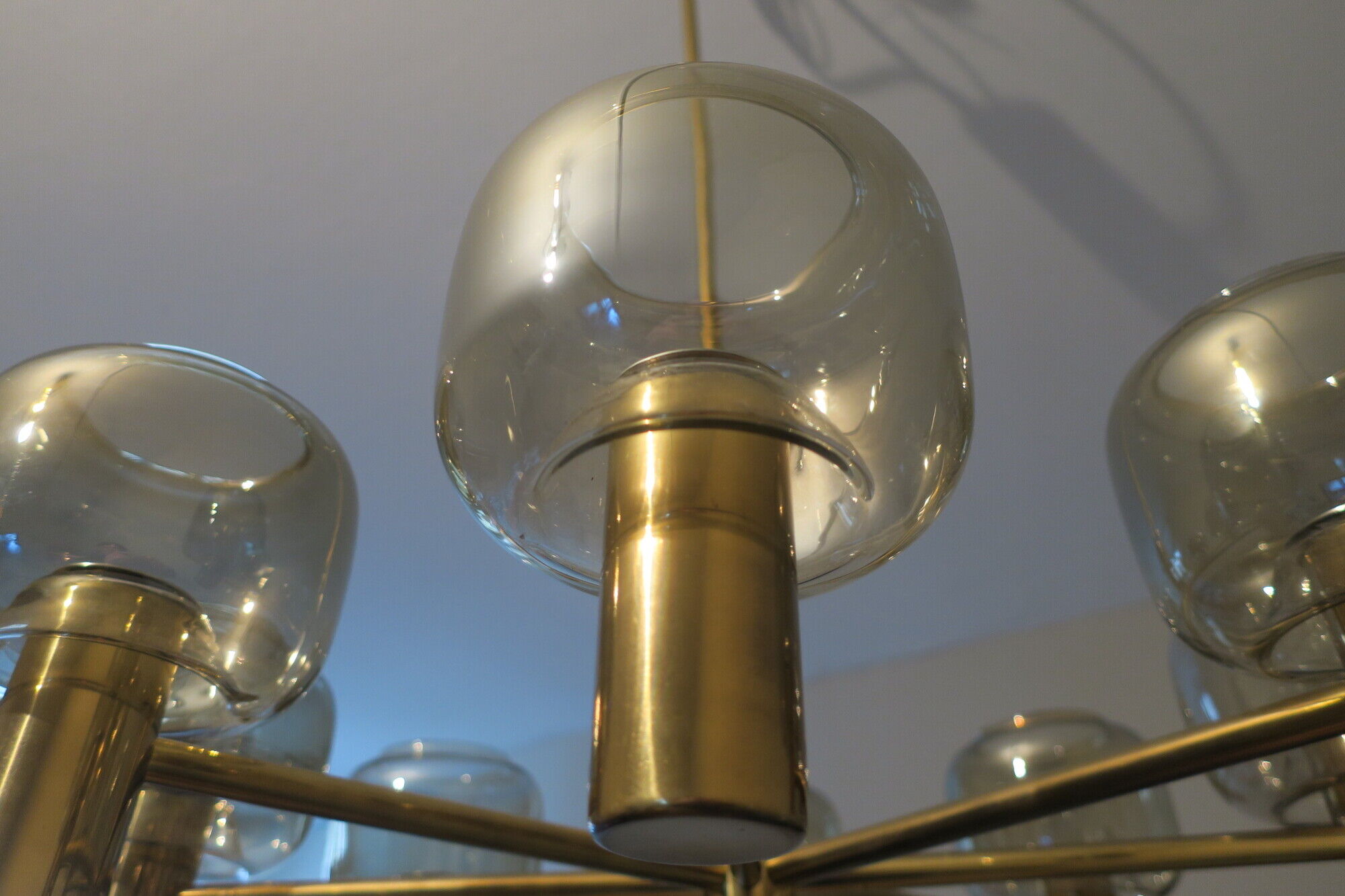 Mid-century 8-arm brass & glass chandelier