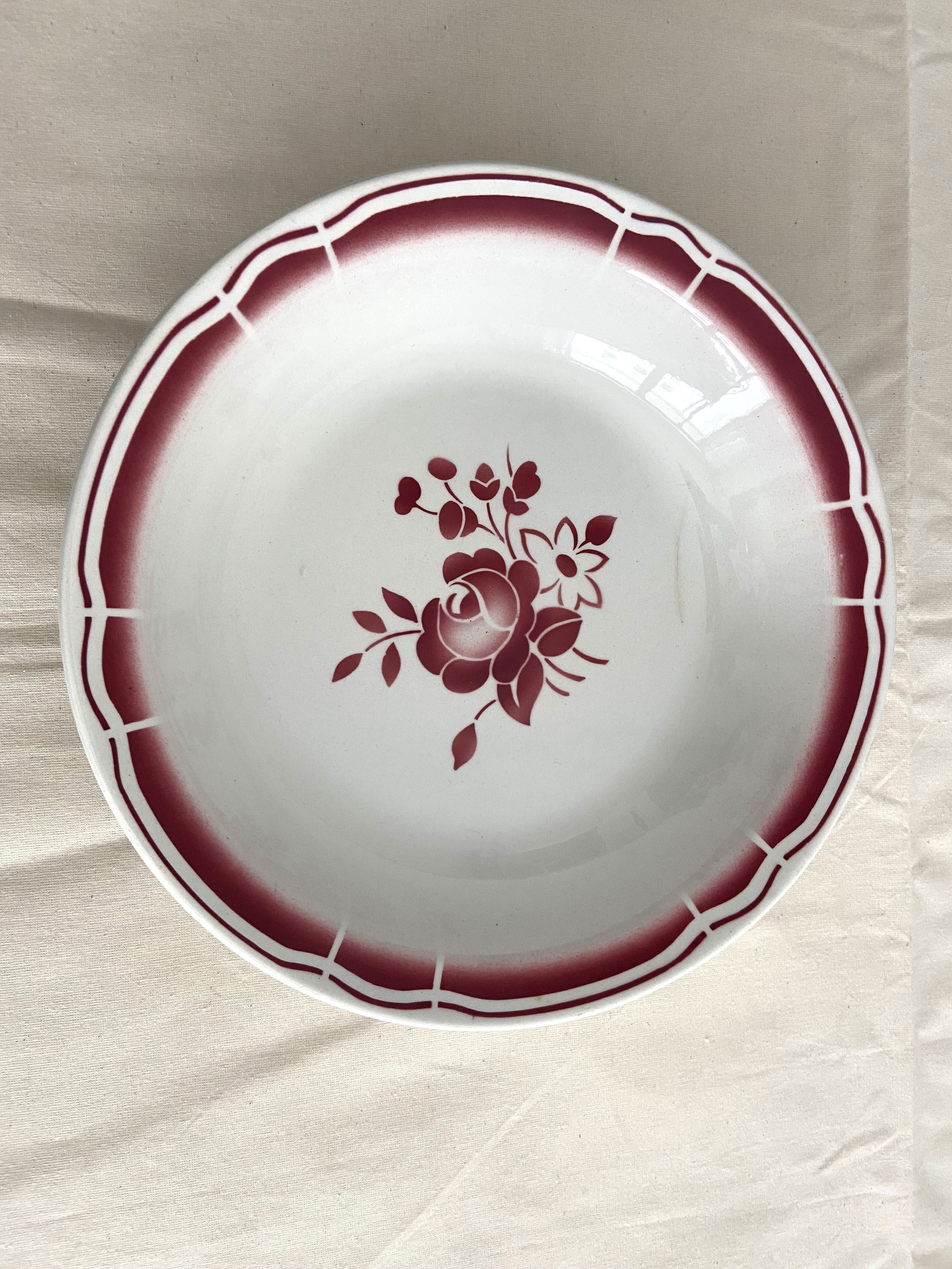 Hollow dish in Badonviller porcelain