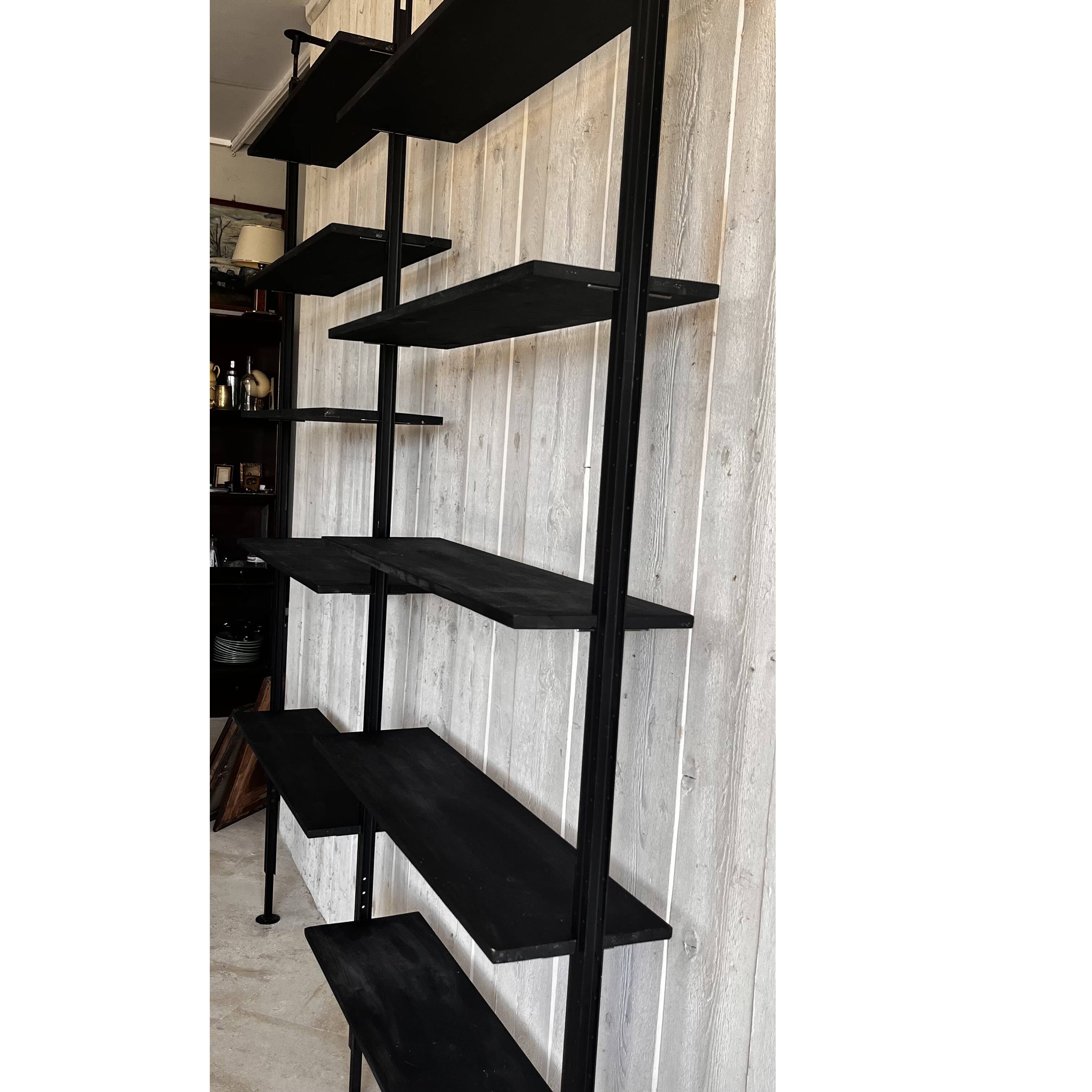 Étagère bibliothèque de type Nelson