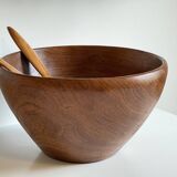 Scandinavian salad bowl in solid teak and cutlery