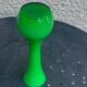 Vase en opaline vert vintage