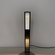 Louis Poulsen. lampe de table/bureau modèle 'Pisa'.