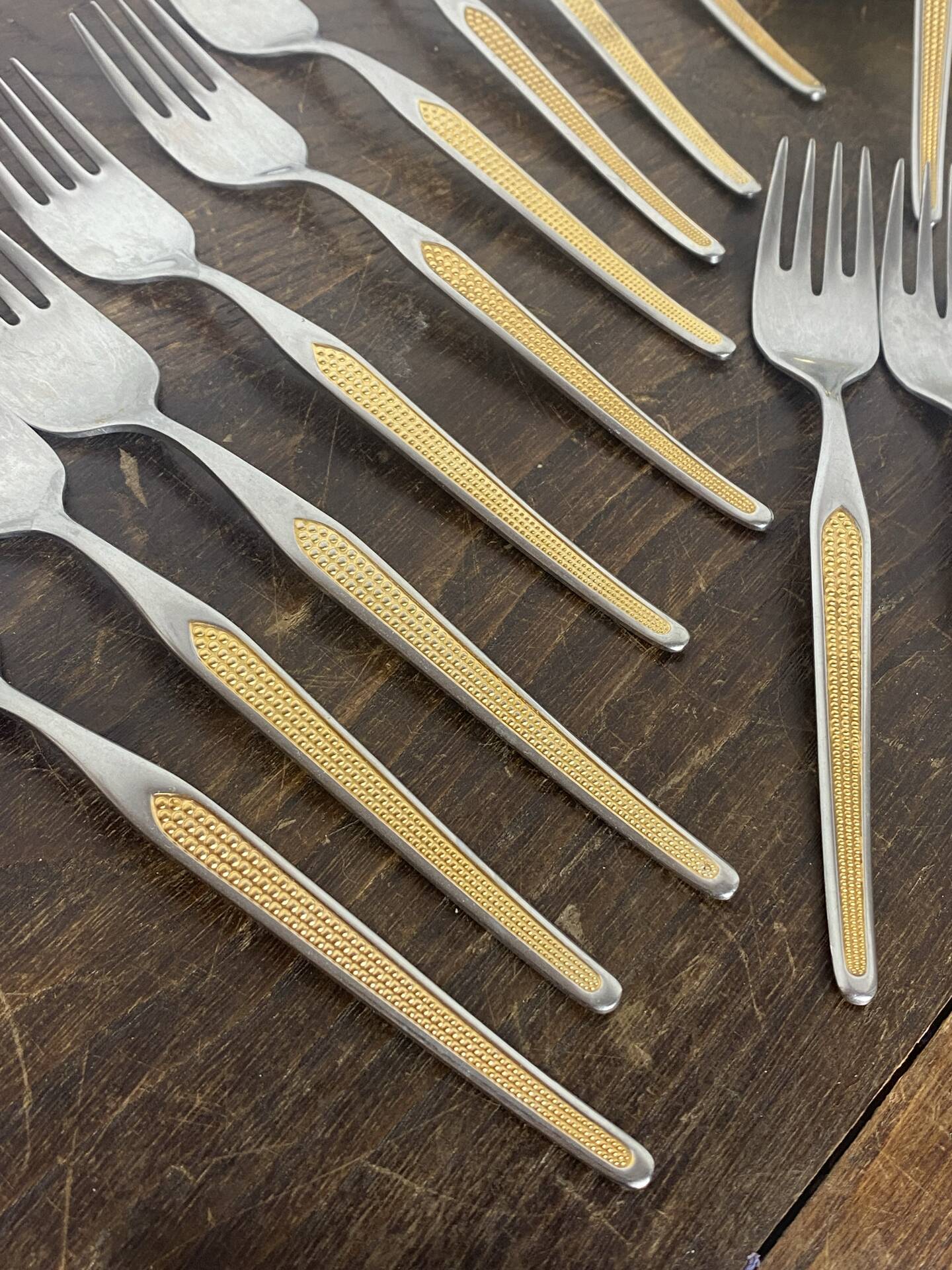 Fish cutlery set