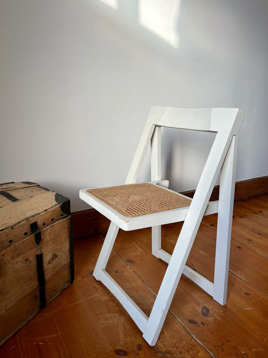 Folding chair