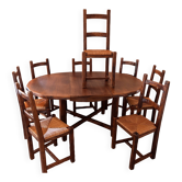 Extendable table with 8 chairs