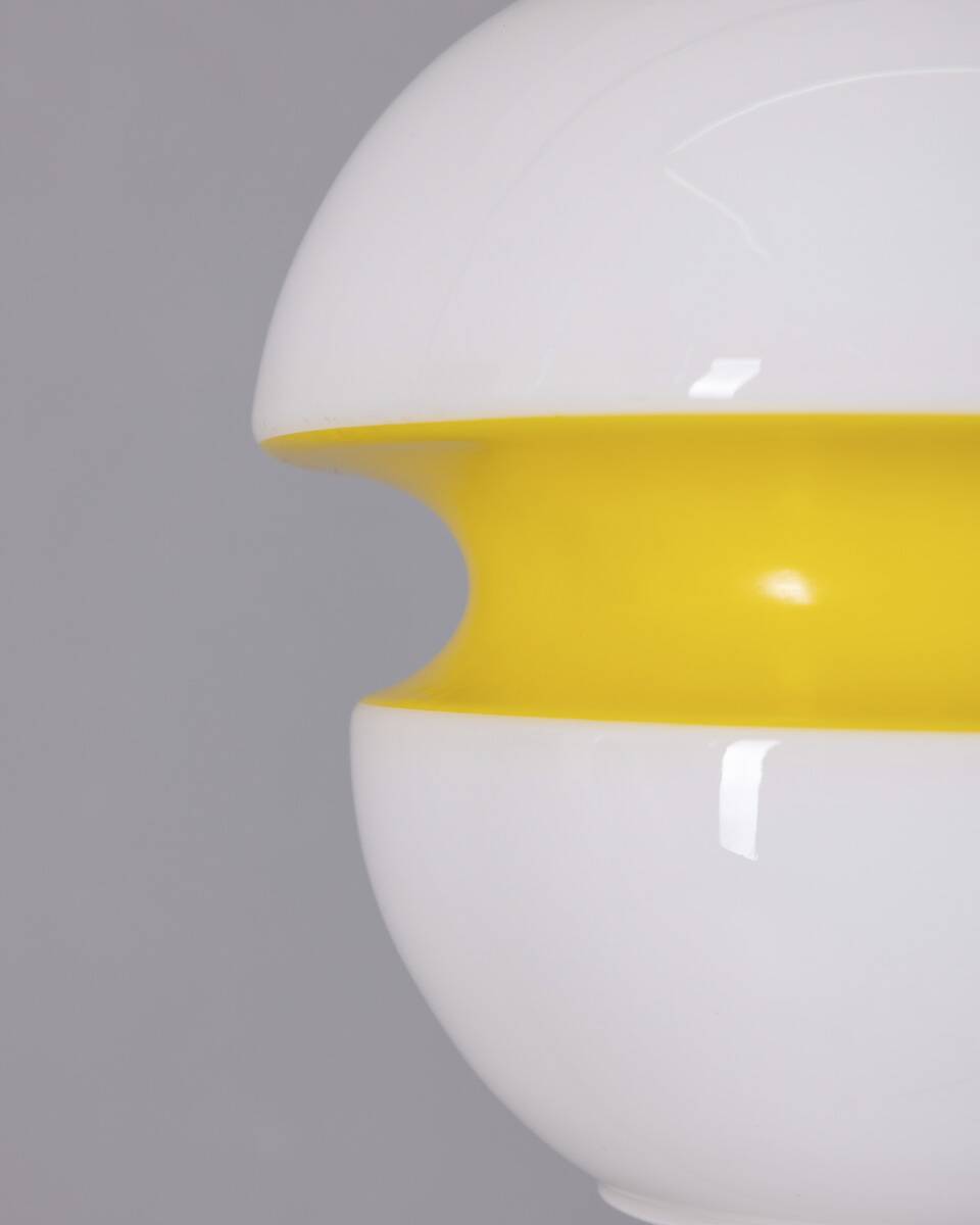 VINTAGE 1970S CHANDELIER IN WHITE AND YELLOW GLASS, ITALIAN DESIGN