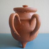 antique cooking pot, tripod pot, decorative pot, old earthenware cooking pot