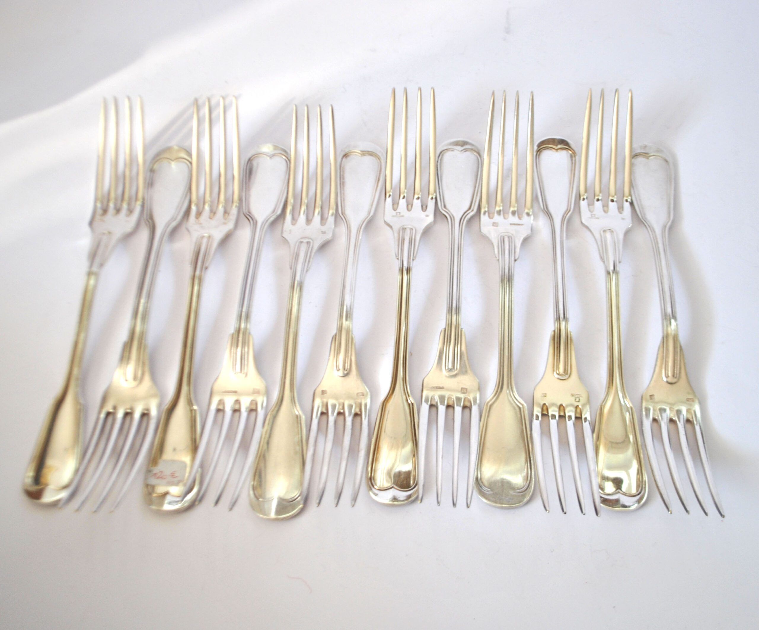 ST MEDARD set of 12 table forks in antique style Chinon 21 cm