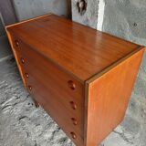Vintage chest of drawers