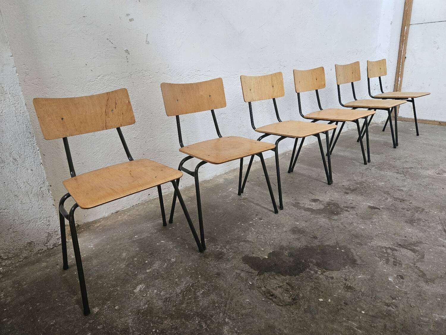 Lot of 6 bistro chairs from the 1980s