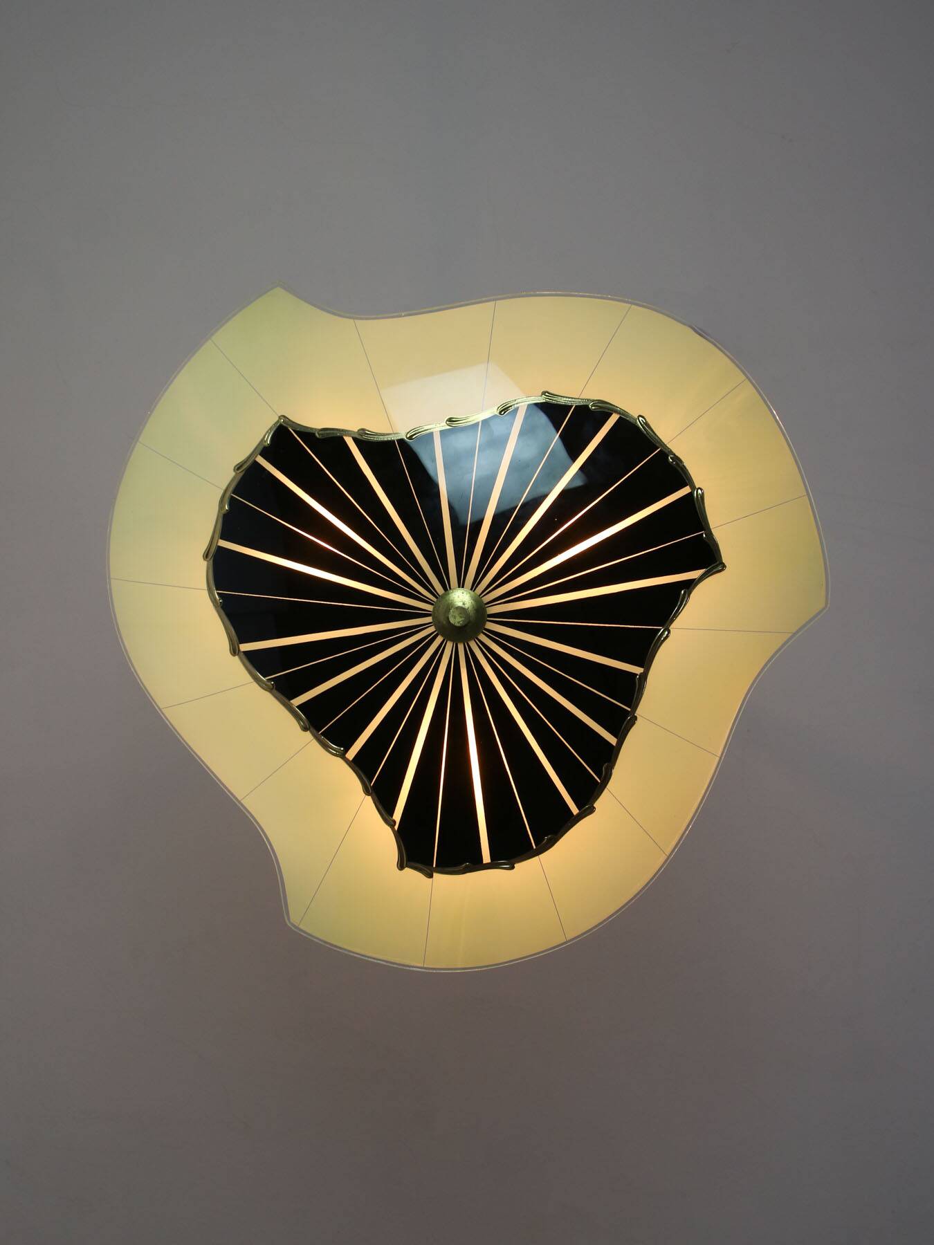 Lustre vintage en verre de Murano et laiton, années 50