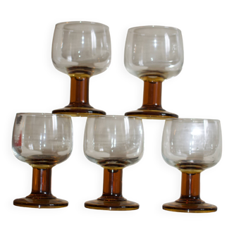 Verres vintage années 70 à pieds bloc ambré