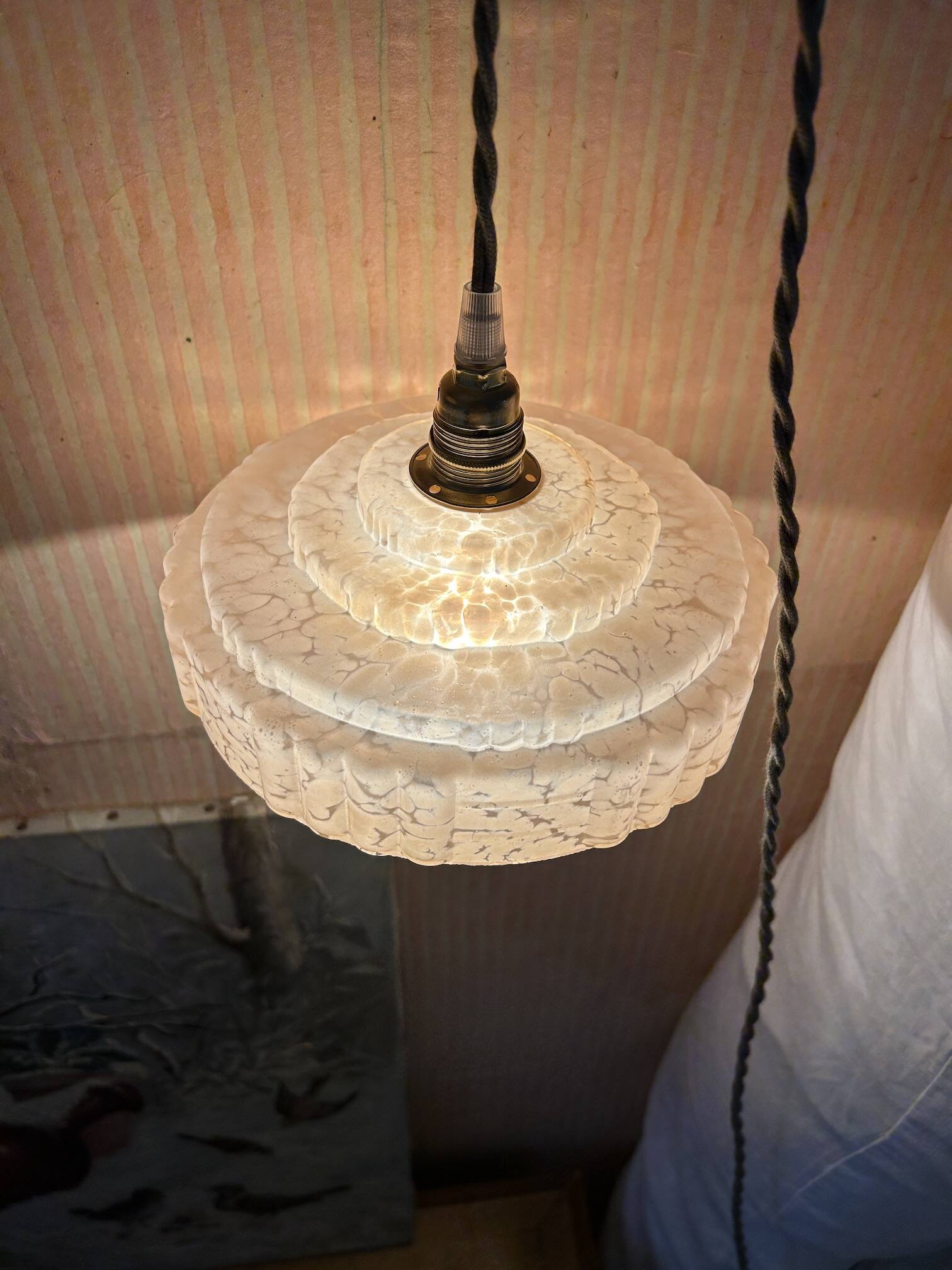 Pink Clichy glass portable lamp