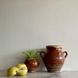 Terracotta pot