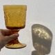 Amber stemmed glasses with vintage fruit decoration - Old brown glasses