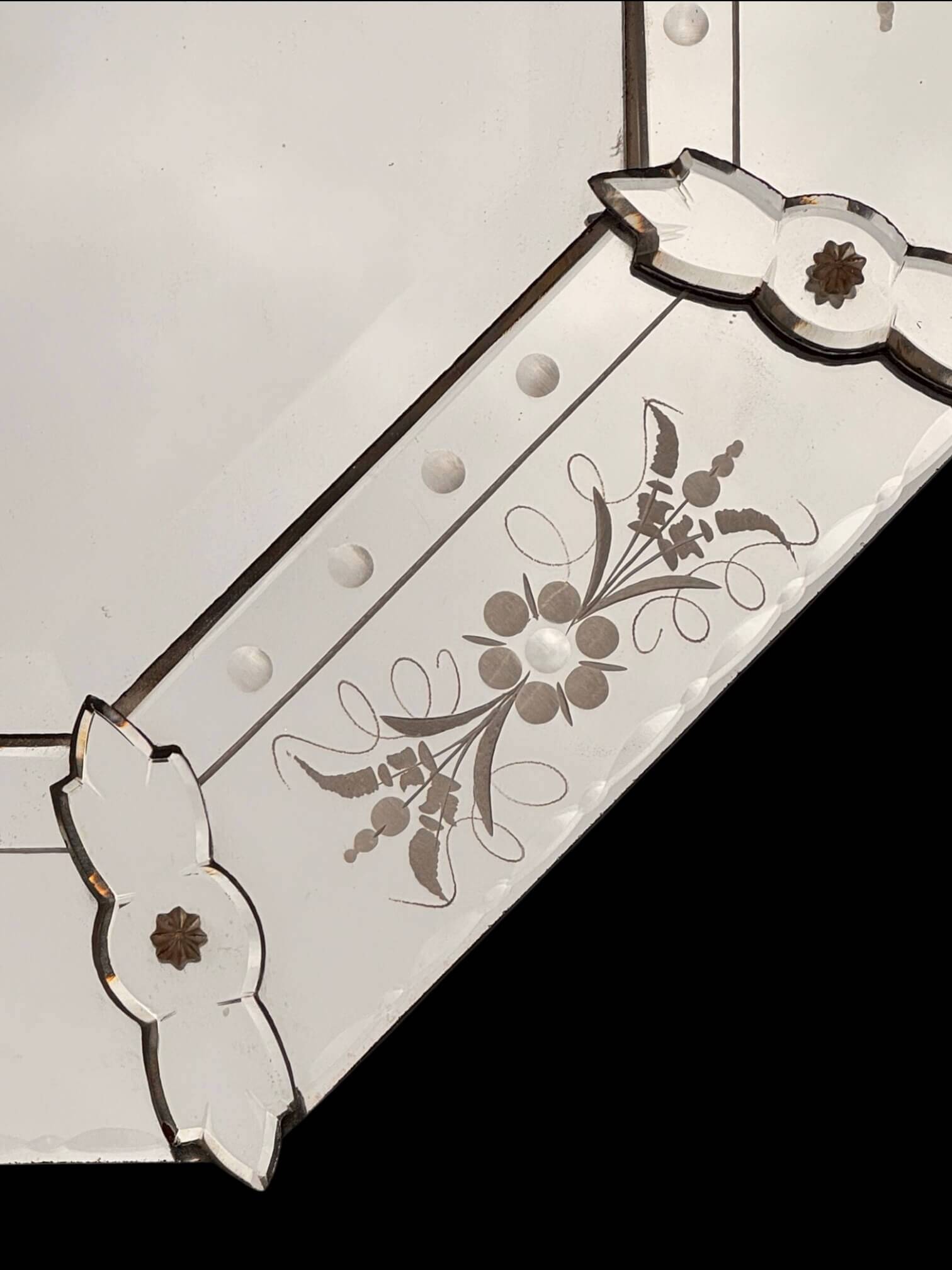 Antique octagonal Venetian wall mirror