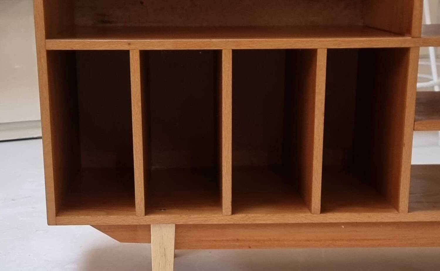 Armoire à disques Mid Century