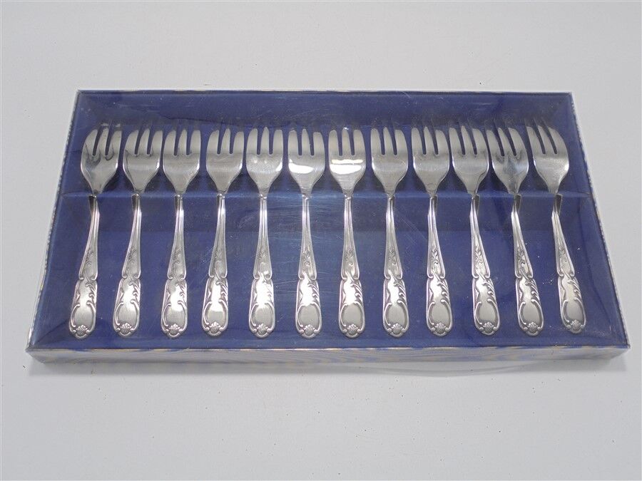 Service of 12 dessert forks