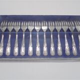 Service of 12 dessert forks