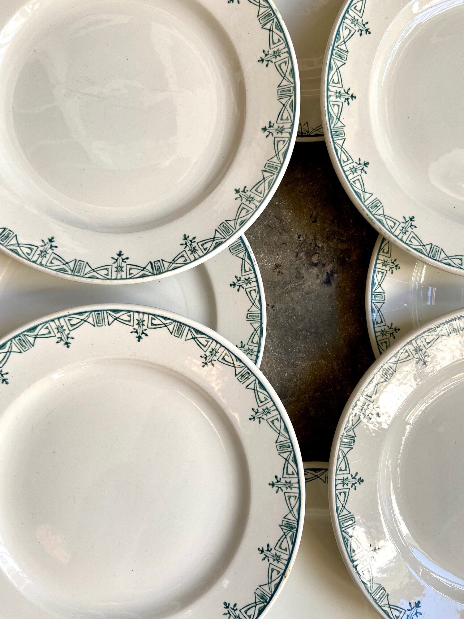 8 dessert plates St Amand & Hamage in iron earth