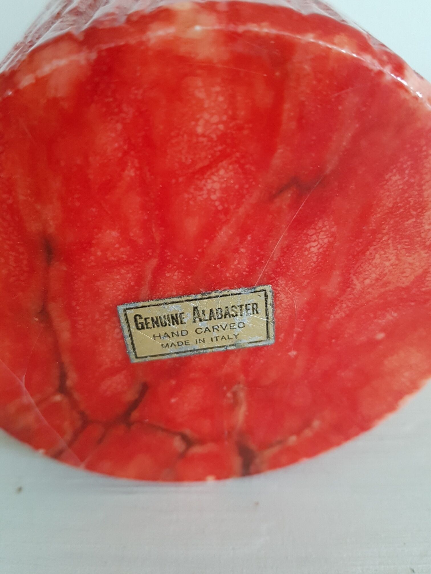 Coral-coloured alabaster jewelry box