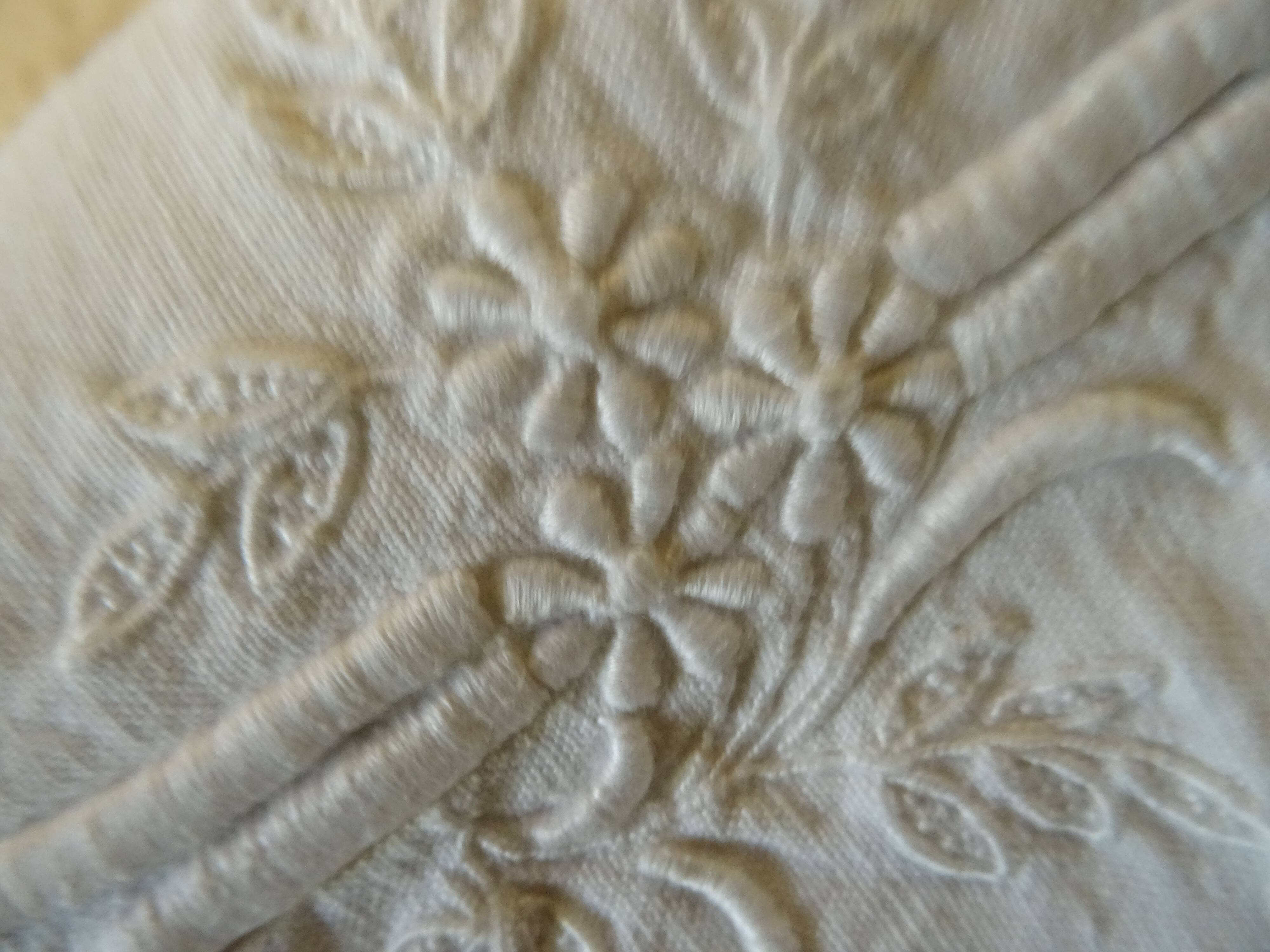 LB monogrammed embroidered sheet