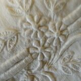 LB monogrammed embroidered sheet