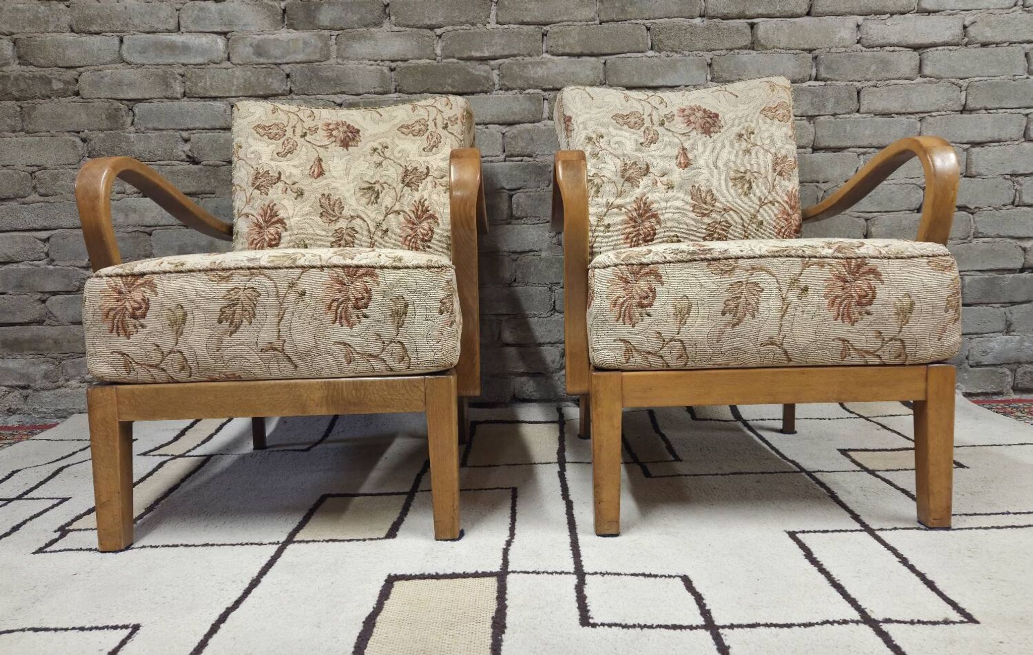 Pair of vintage Scandinavian armchairs from the 60s-70s.