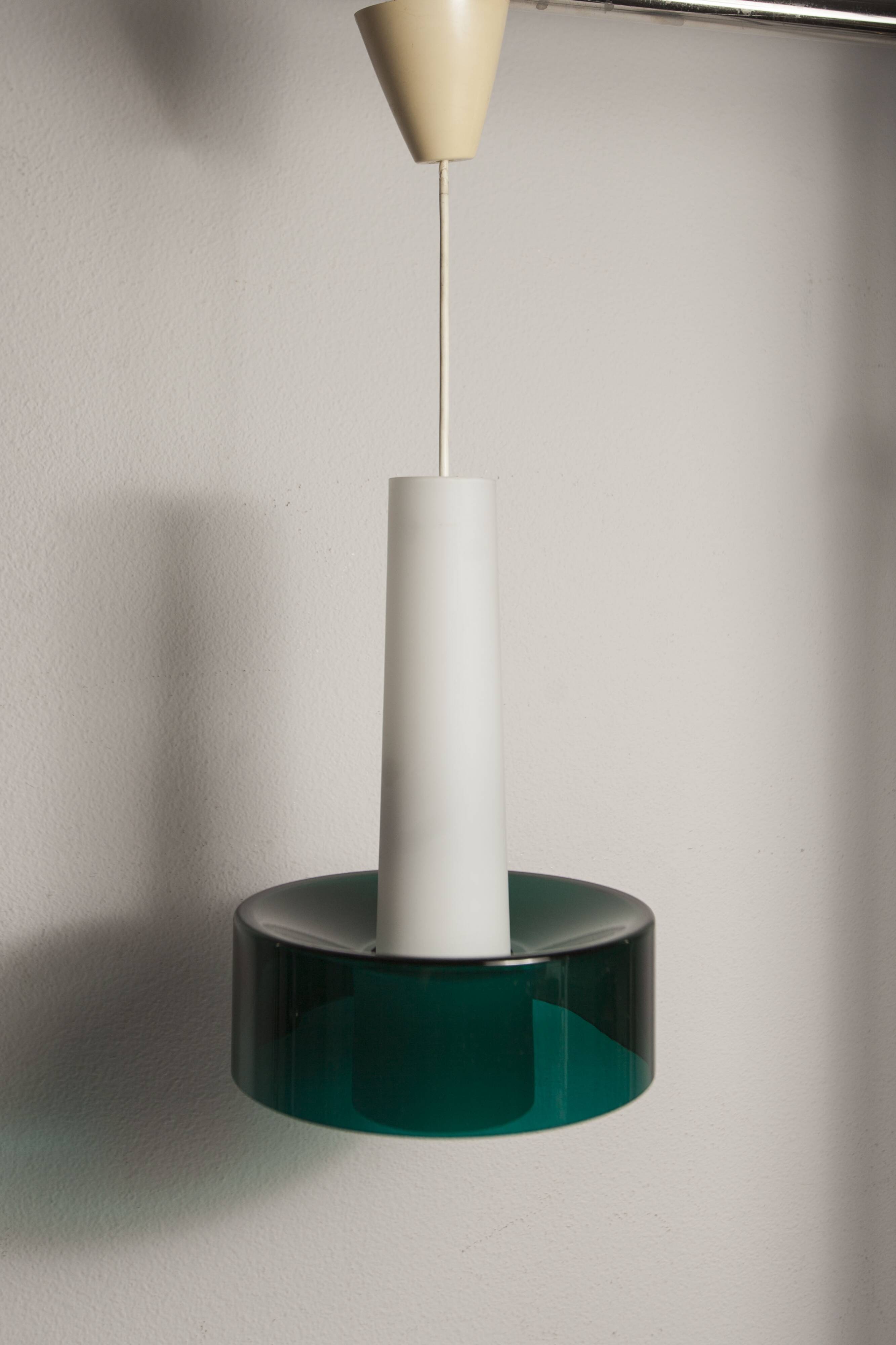 Vintage suspension in 2 elements, white opaline and transparent glass.