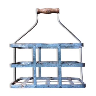 Porte-bouteilles en métal et poignée en bois tourné