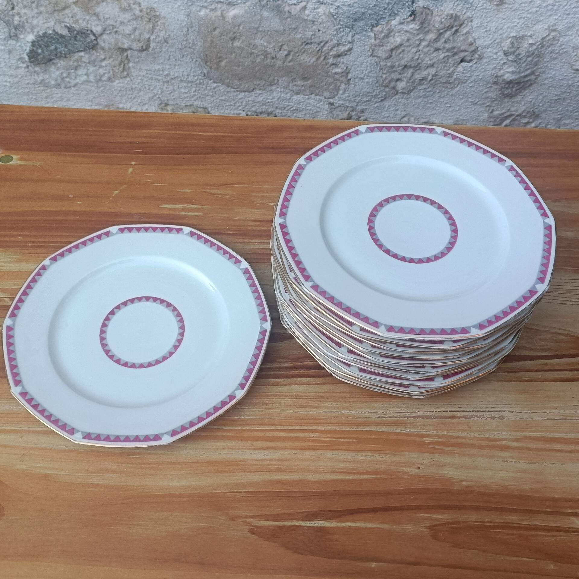 Art Deco dessert plates in pink Limoges porcelain