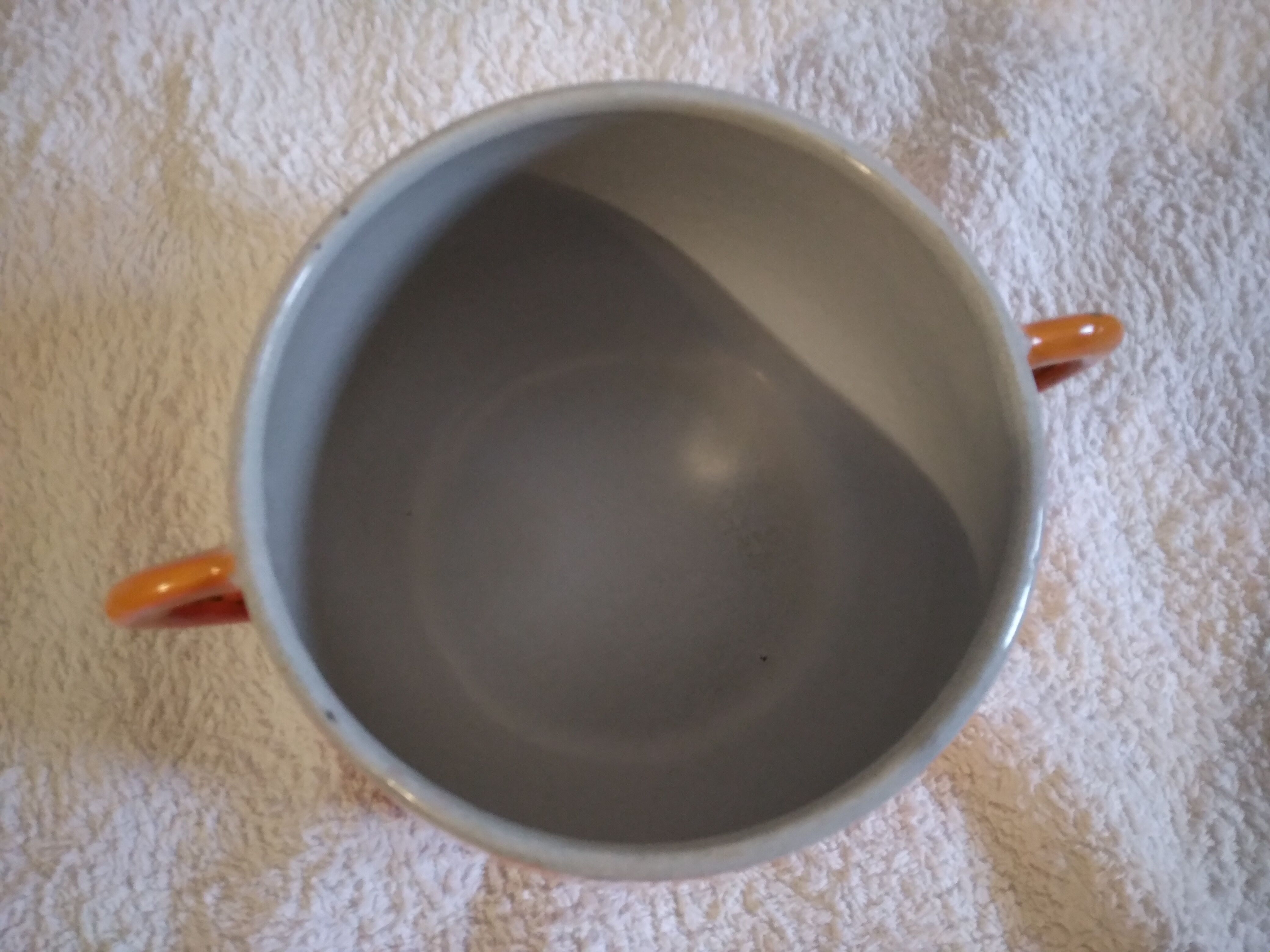 Vintage cast iron casserole Le Creuset