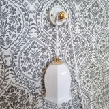 Lampe Baladeuse en opaline art déco