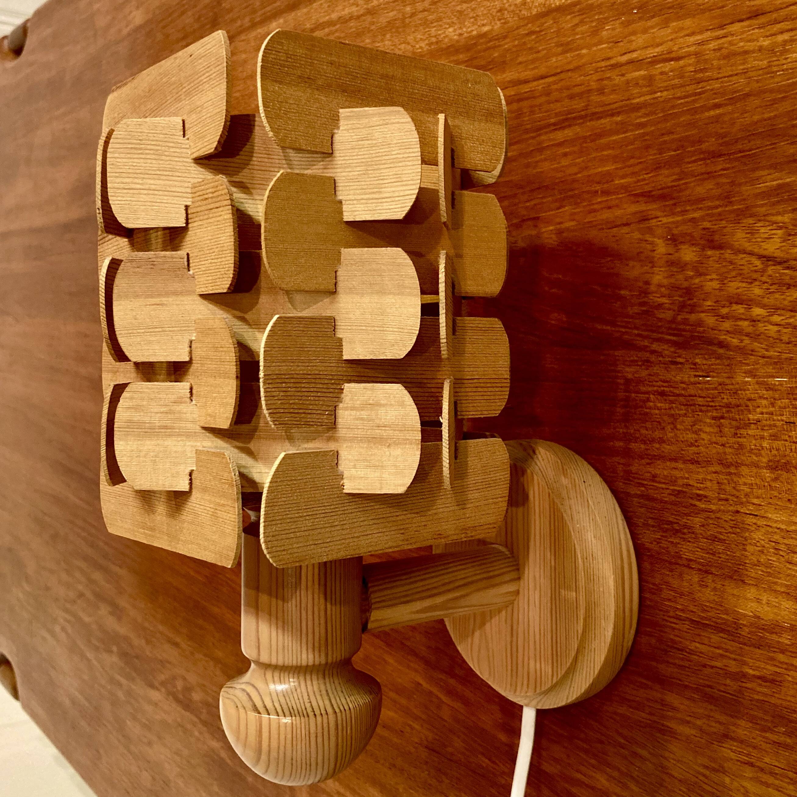 PAIR OF SCANDINAVIAN DESIGN WALL LIGHTS 1960.