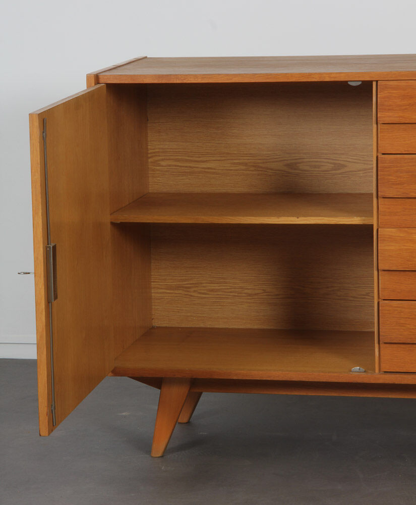 Commode en chêne par Jiri Jiroutek, modèle U-458, 1960
